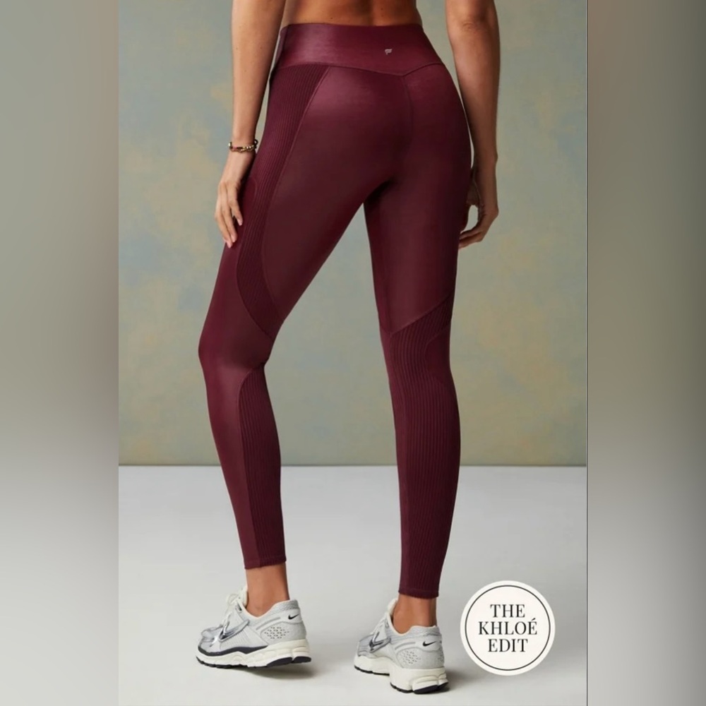 NWT FABLETICS MOTION 365 CONTOUR HIGH-WAISTED LEGGINGS COLOR MERLOT SHINE SIZE M